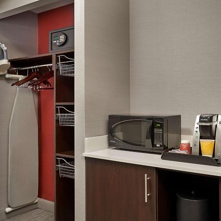 Hilton Garden Inn Toronto Airport West/Mississauga Exterior foto