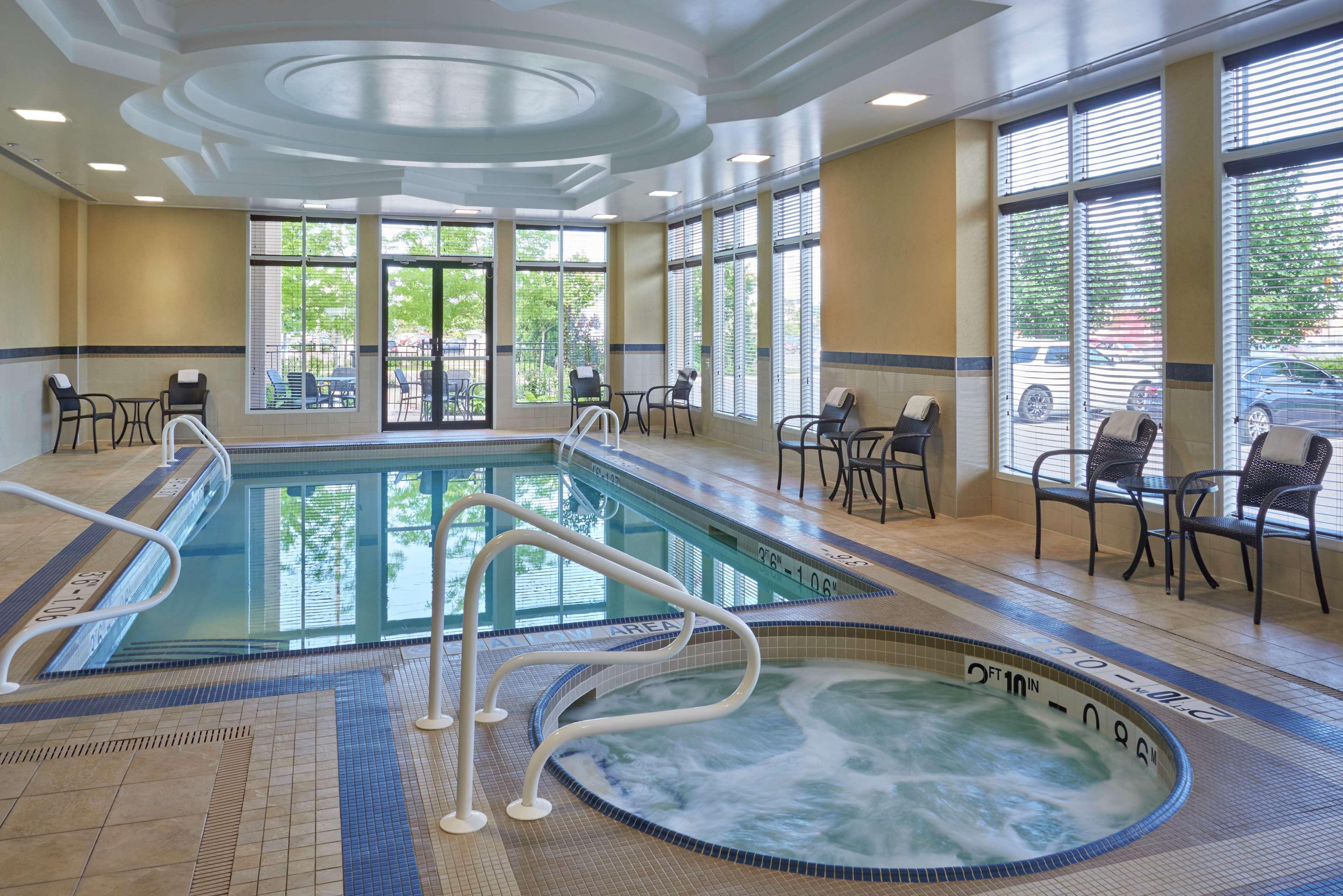 Hilton Garden Inn Toronto Airport West/Mississauga Exterior foto