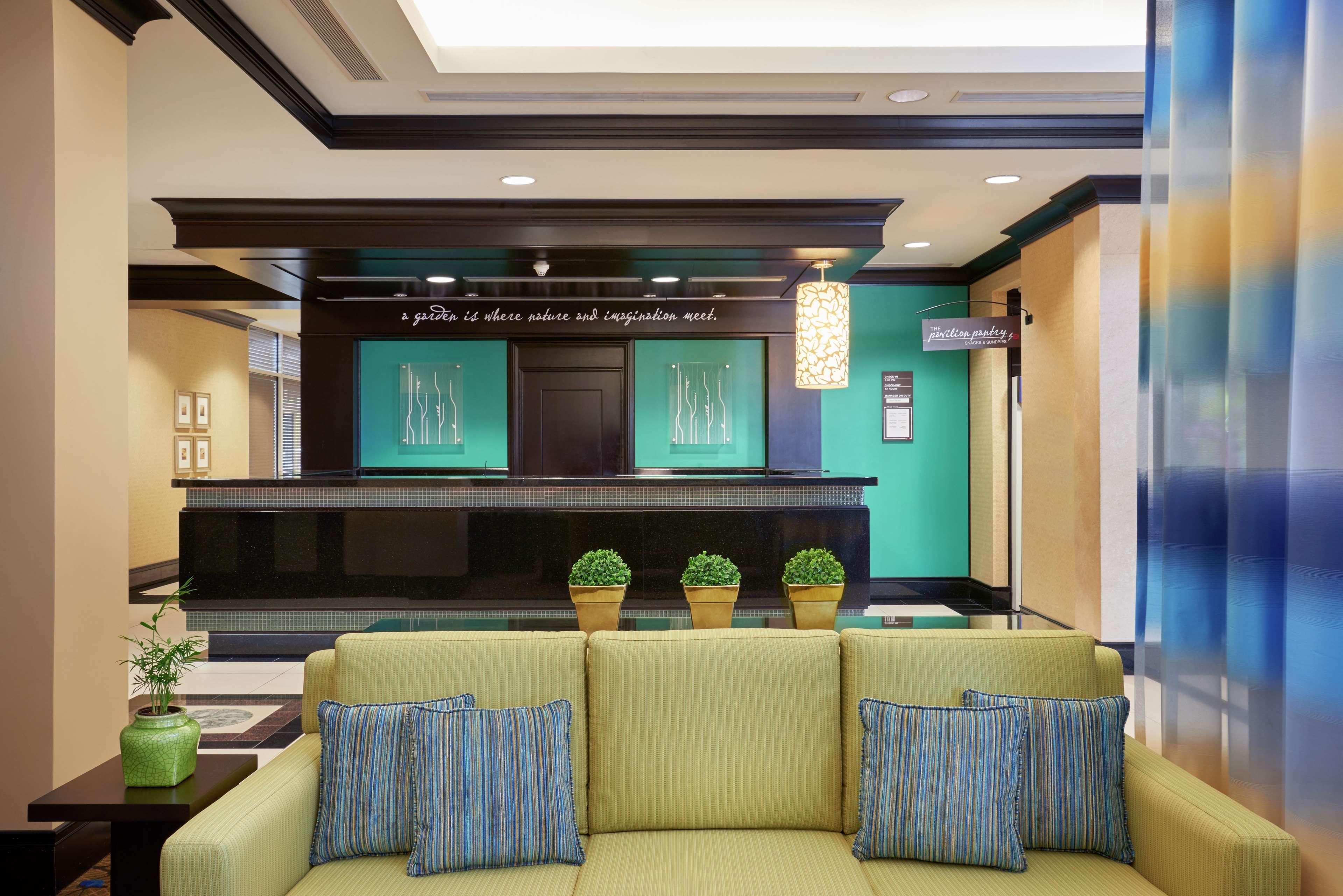 Hilton Garden Inn Toronto Airport West/Mississauga Exterior foto
